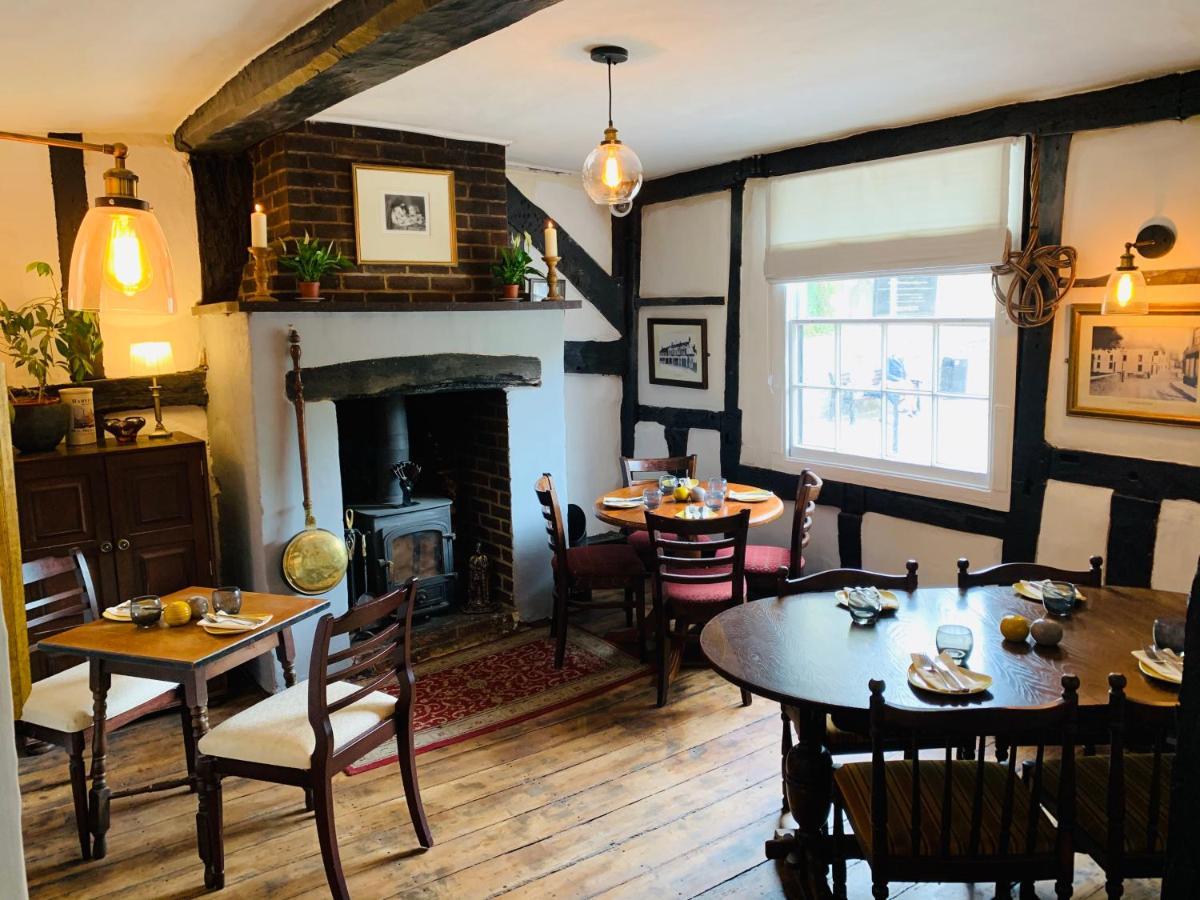 The Swan Inn ミッドハースト エクステリア 写真