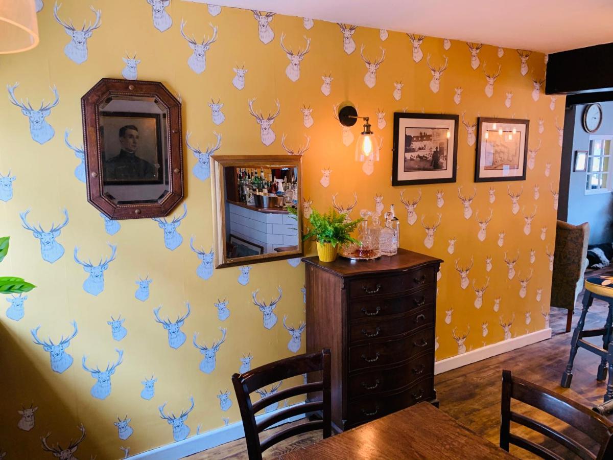 The Swan Inn ミッドハースト エクステリア 写真