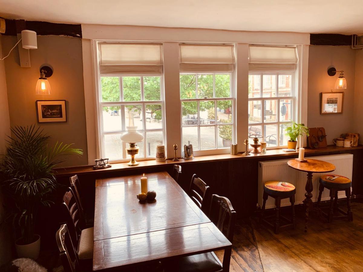 The Swan Inn ミッドハースト エクステリア 写真
