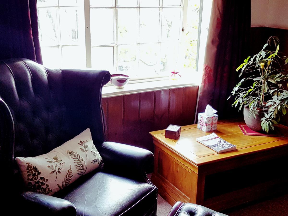 The Swan Inn ミッドハースト エクステリア 写真